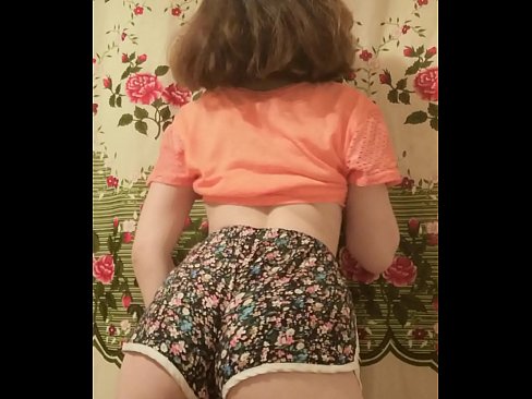 ❤️ Сексуалды жас сәби камерада шорттарын шешіп жатыр ❤️❌ Порно видео бойынша бізде ❌❤